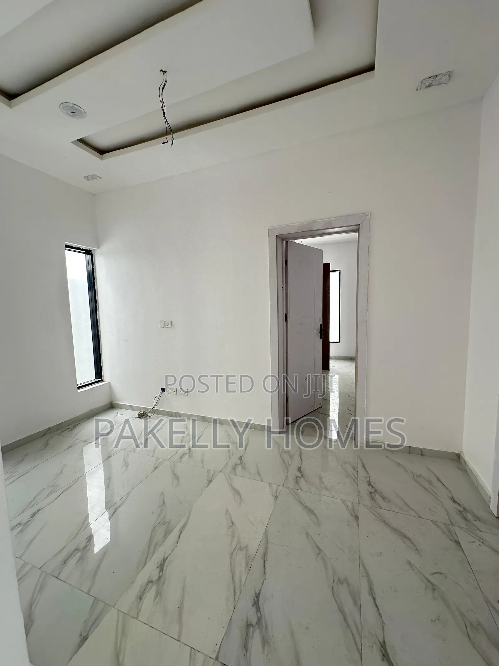 Spacious Luxury 4 Bedroom Fully Detached Duplex in Chevron