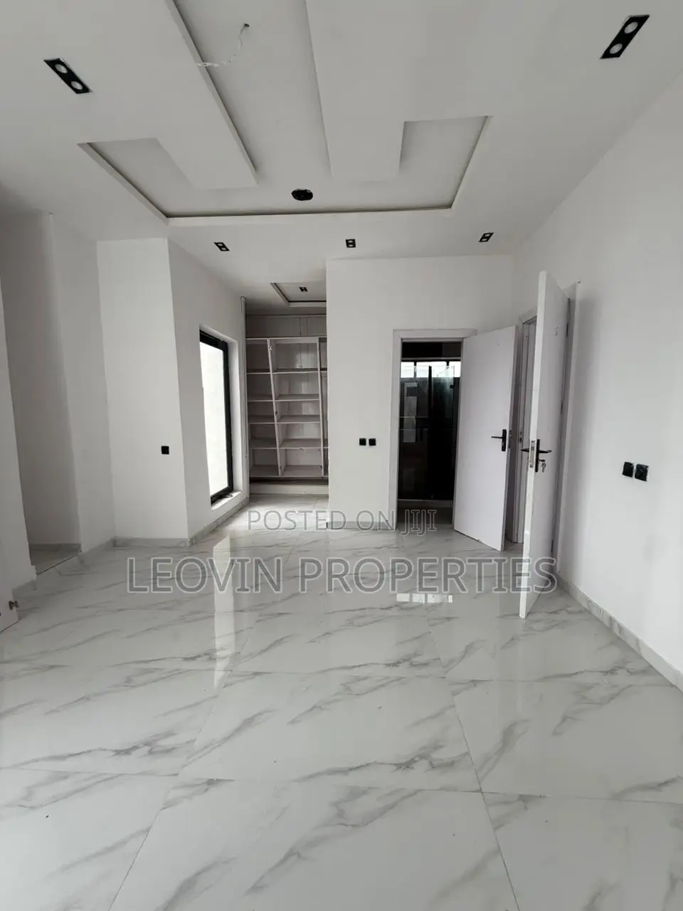 4bdrm Duplex in Lekki Phase 2 for sale in Lekki Phase 2