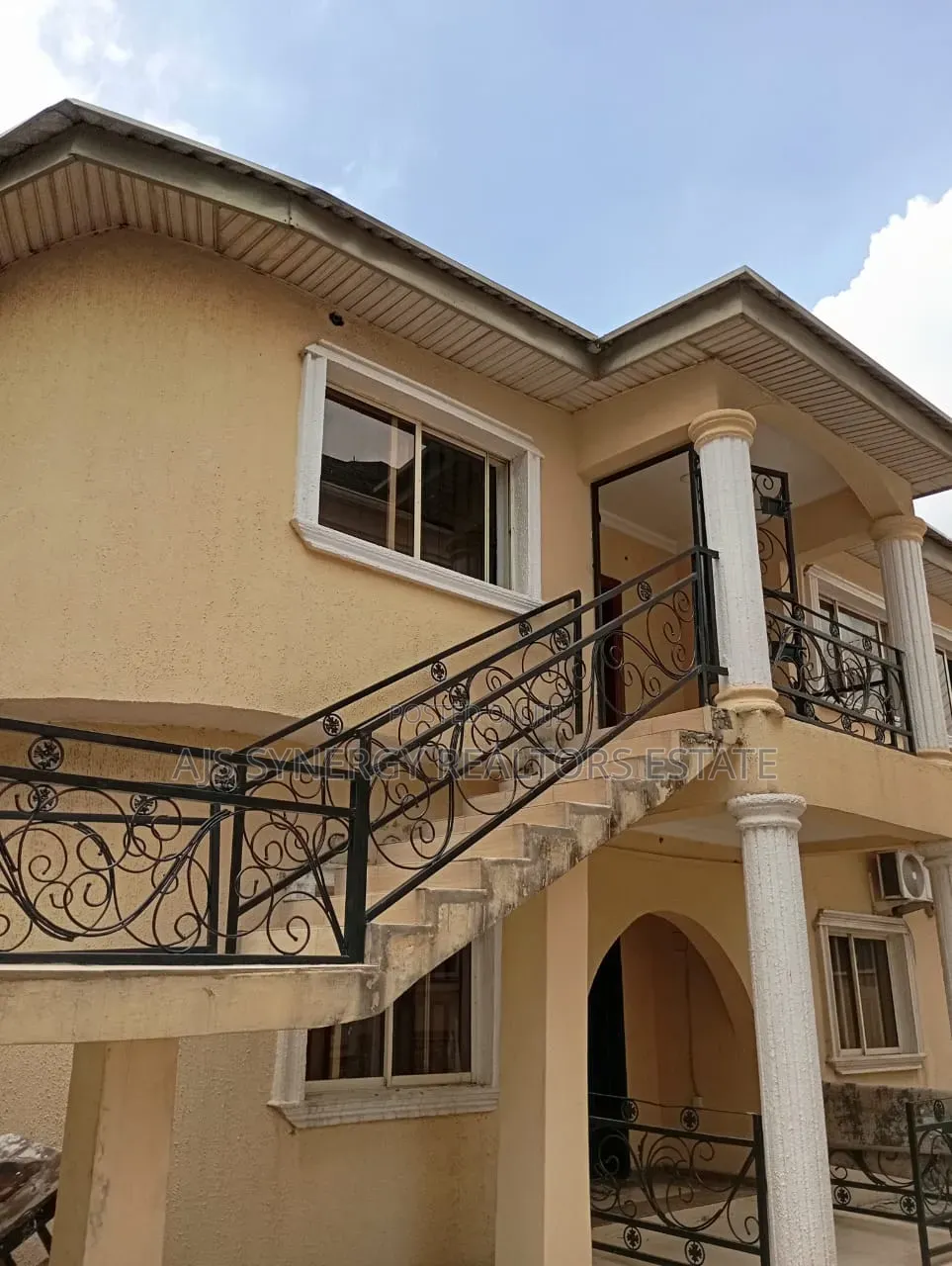 3bdrm Duplex in Seaside, Ado / Ajah for rent in Ado / Ajah