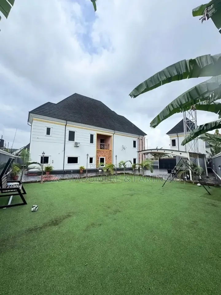 5bdrm Duplex in Gated Estate Off Nta, Obio-Akpor for sale in Obio-Akpor
