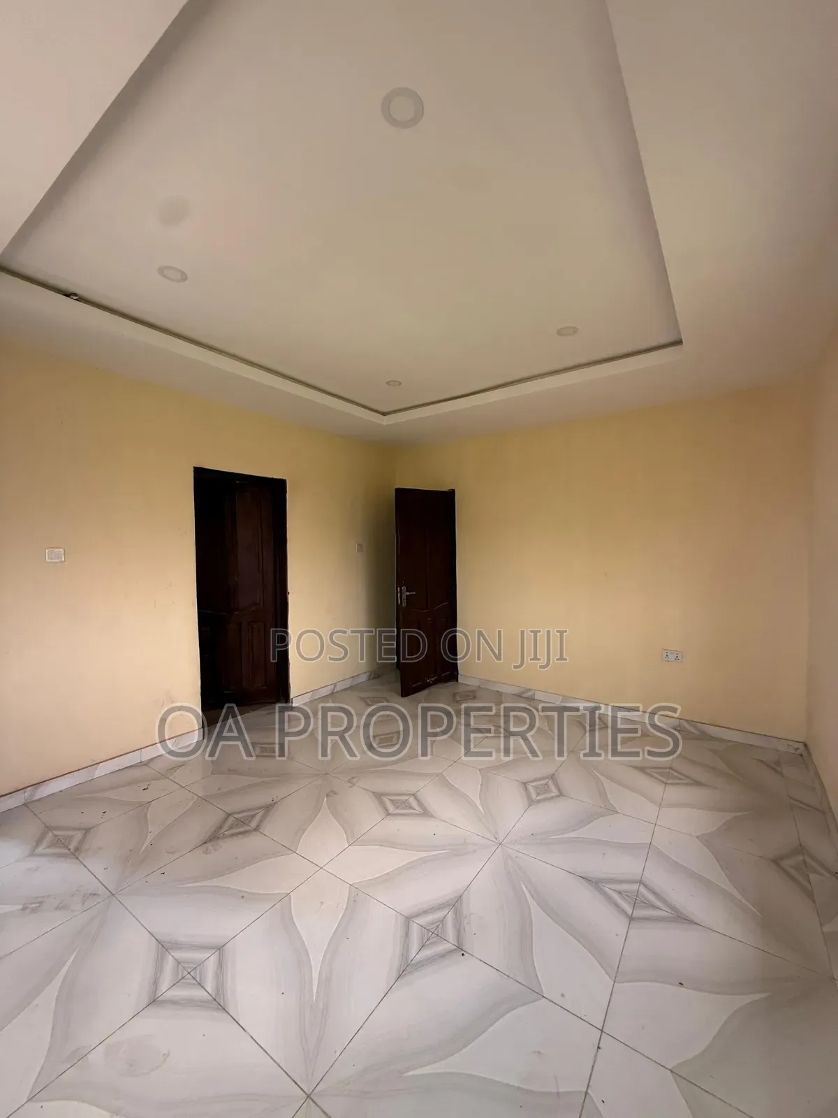 2bdrm Apartment in Ayegoro, Adjacent for rent in Ibadan