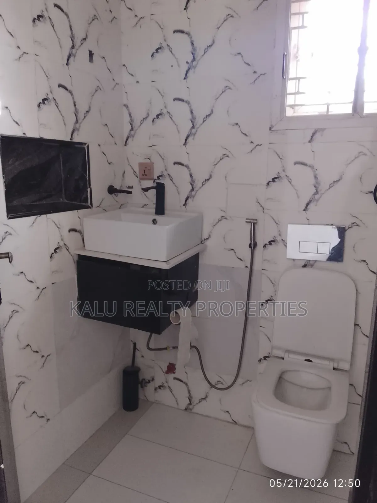 3bdrm Apartment in Lekki Phase1 for rent in Lekki Phase 1