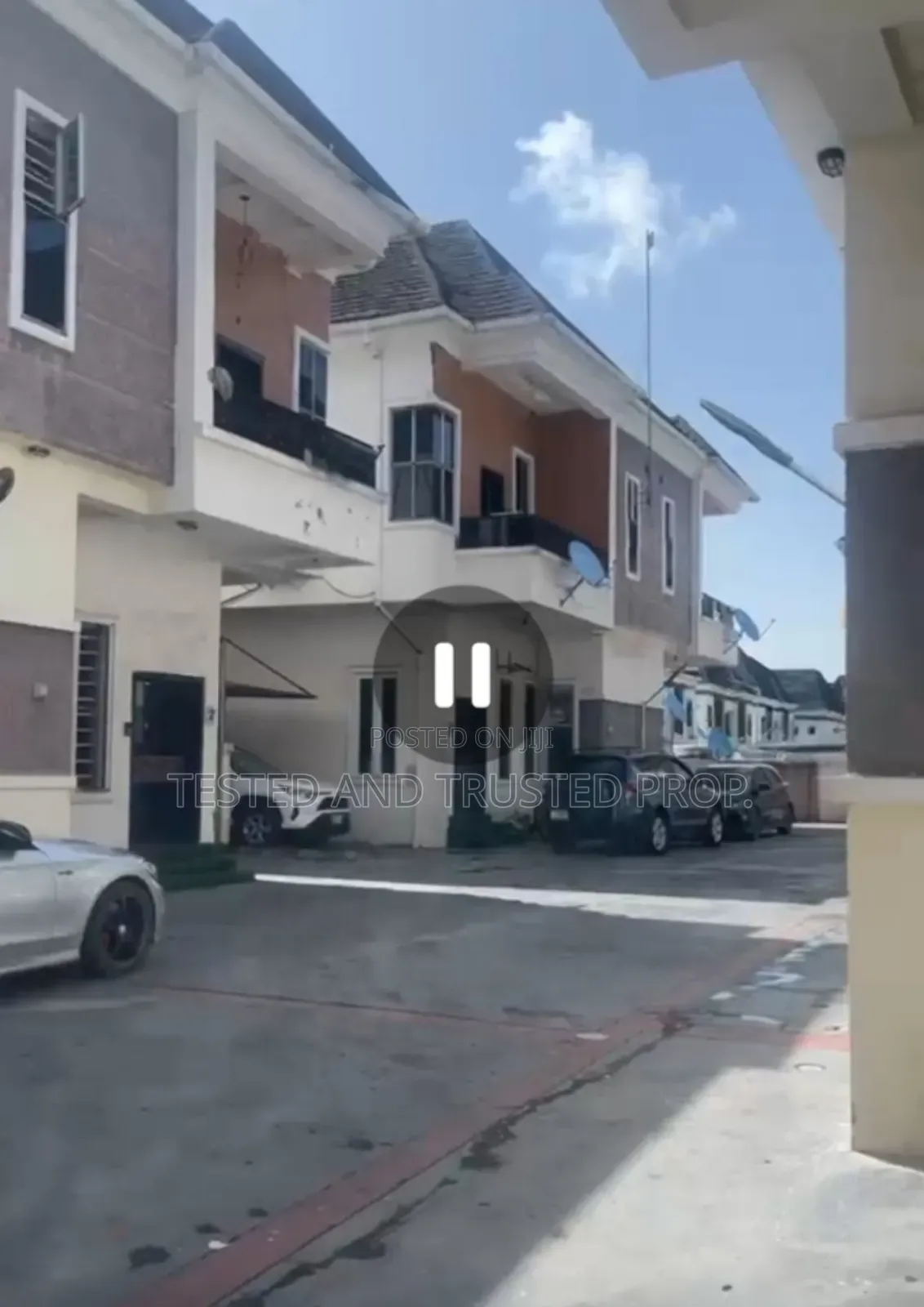 Studio Apartment in Orchid Road, Chevron for rent in Chevron