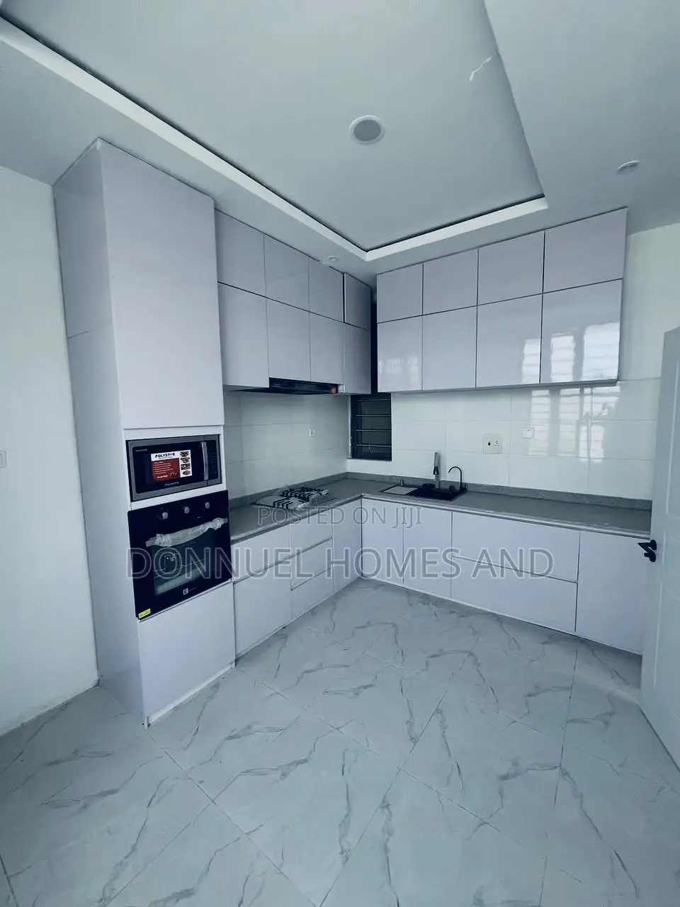 4bdrm Duplex in Ologolo for rent in Ologolo