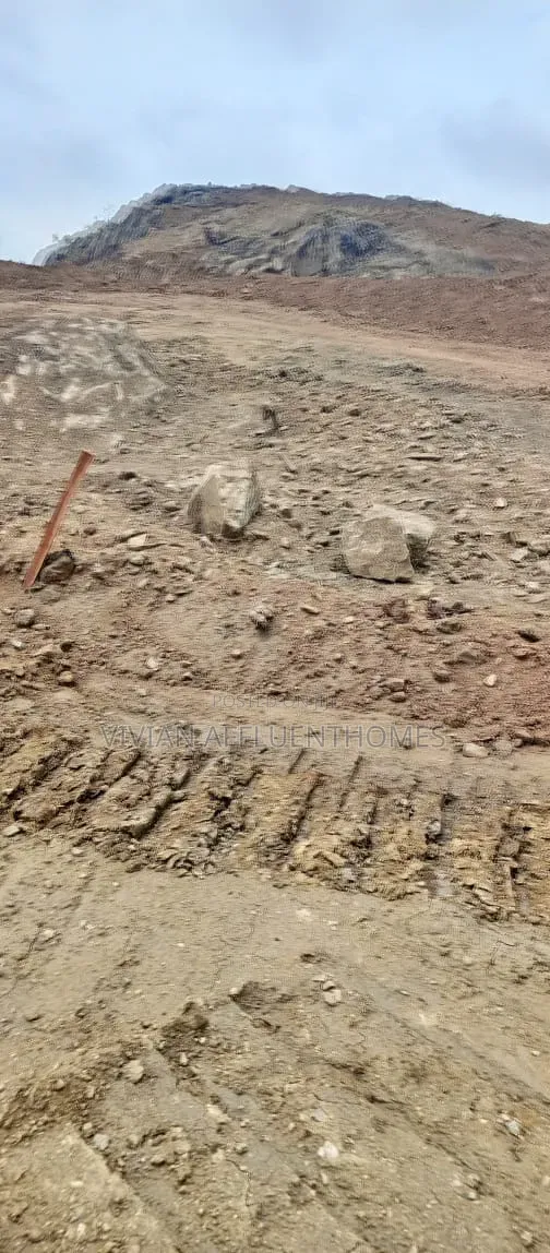 450sqm of Estate Plot for 4 Bedrm Fully Detached Penthouse+Bq -C of O in Zone B