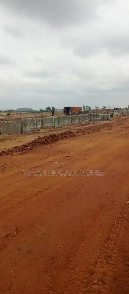 450sqm of Estate Plot for 4 Bedrm Fully Detached Penthouse+Bq -C of O in Zone B