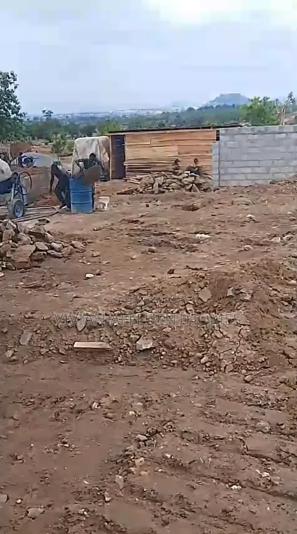 550sqm of Estate Plot : 5 Bedrm Fully Detached Duplex+Bq -Fcda C of O in Zone B