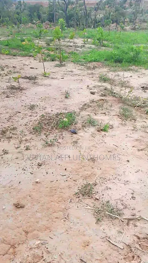 180sqm of Estate Plot for 2 Bedroom Terrace Duplex - Fcda C of O in Guzape District