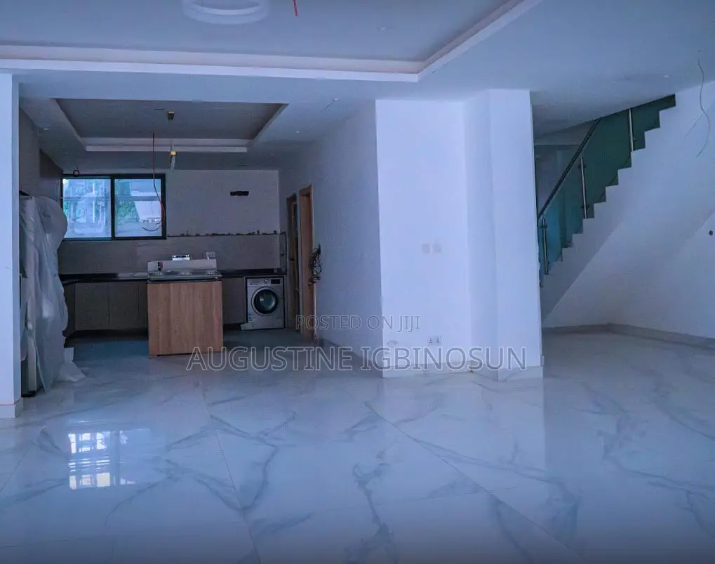 4bdrm Maisonette in Ikoyi for sale in Ikoyi