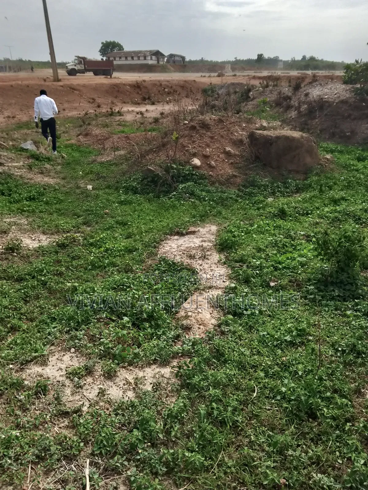 350sqm of Estate Plot:4 Bedrm Semi-Detached Penthouse+Bq -Fcda C of O in Guzape District