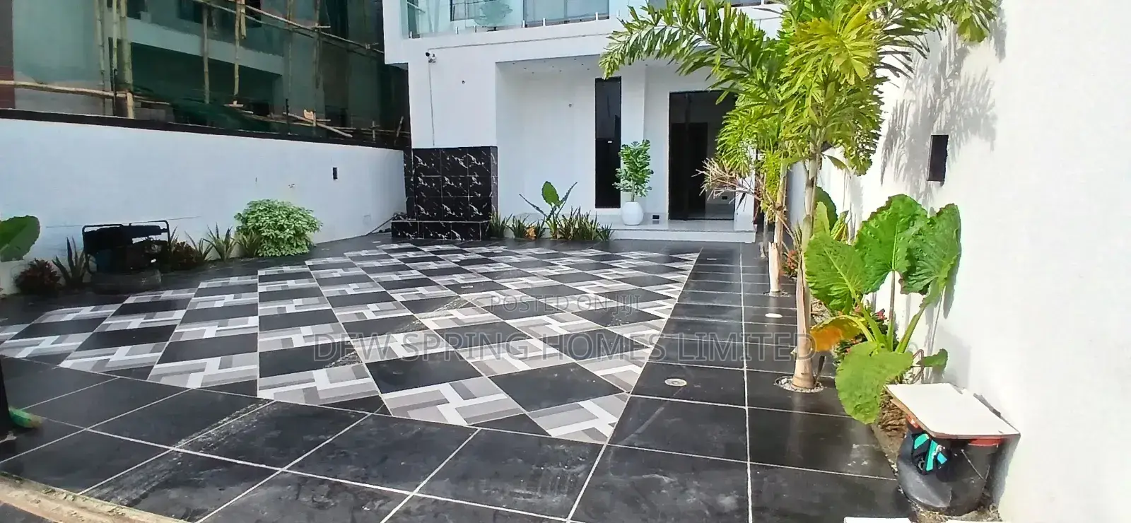 5bdrm Duplex in Ajah for sale in Ado / Ajah