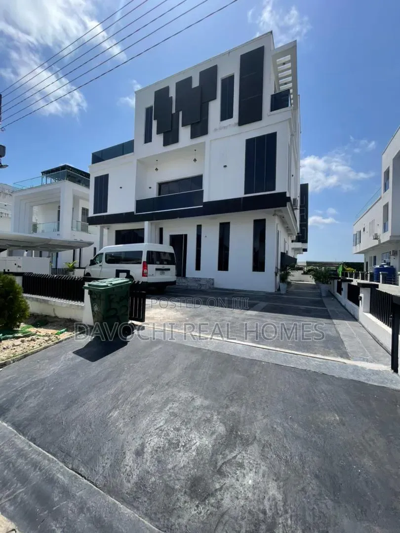5bdrm Duplex in Osapa london for sale in Osapa london