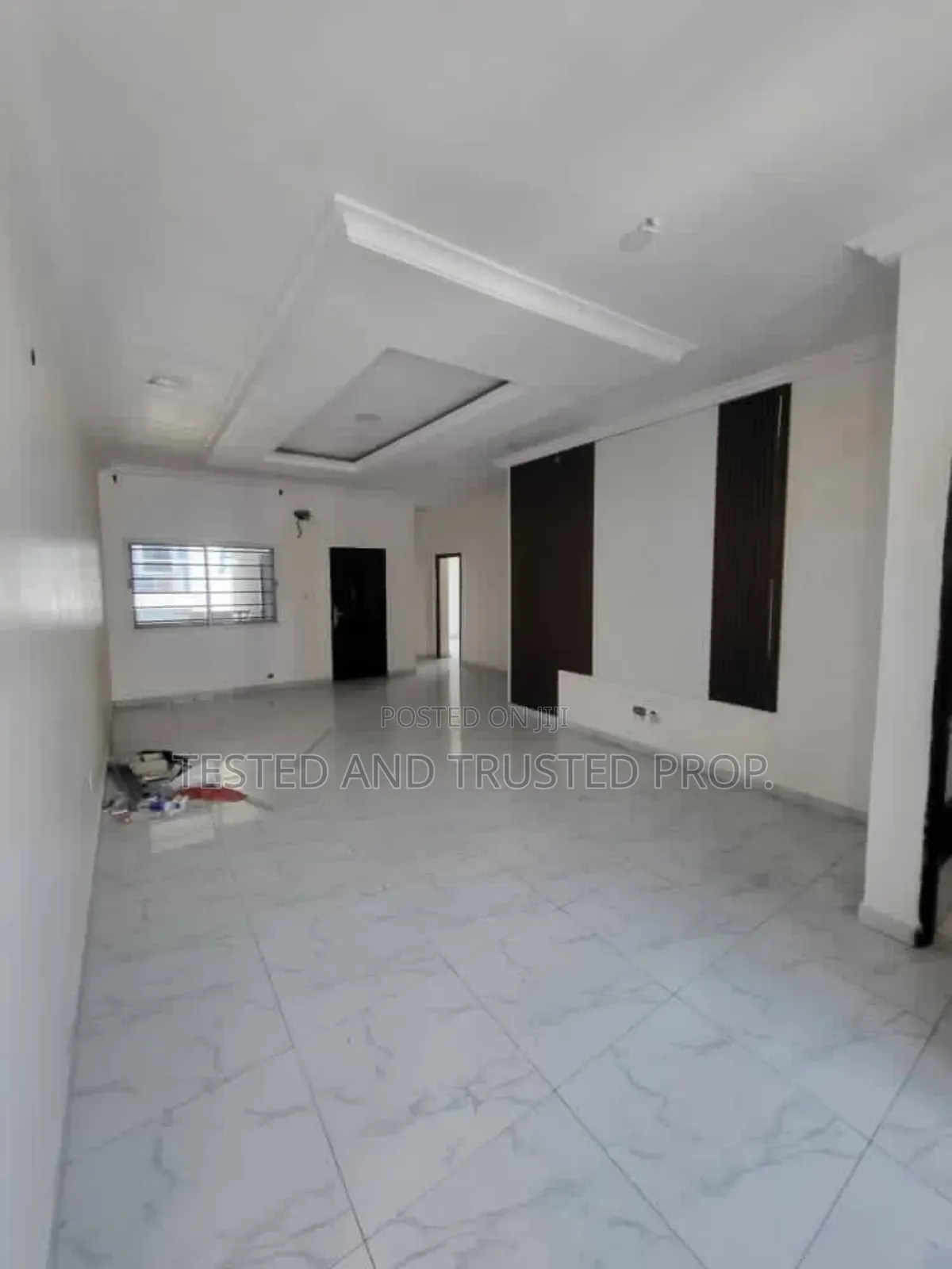 3bdrm Apartment in Oral Estate, Chevron for rent in Chevron