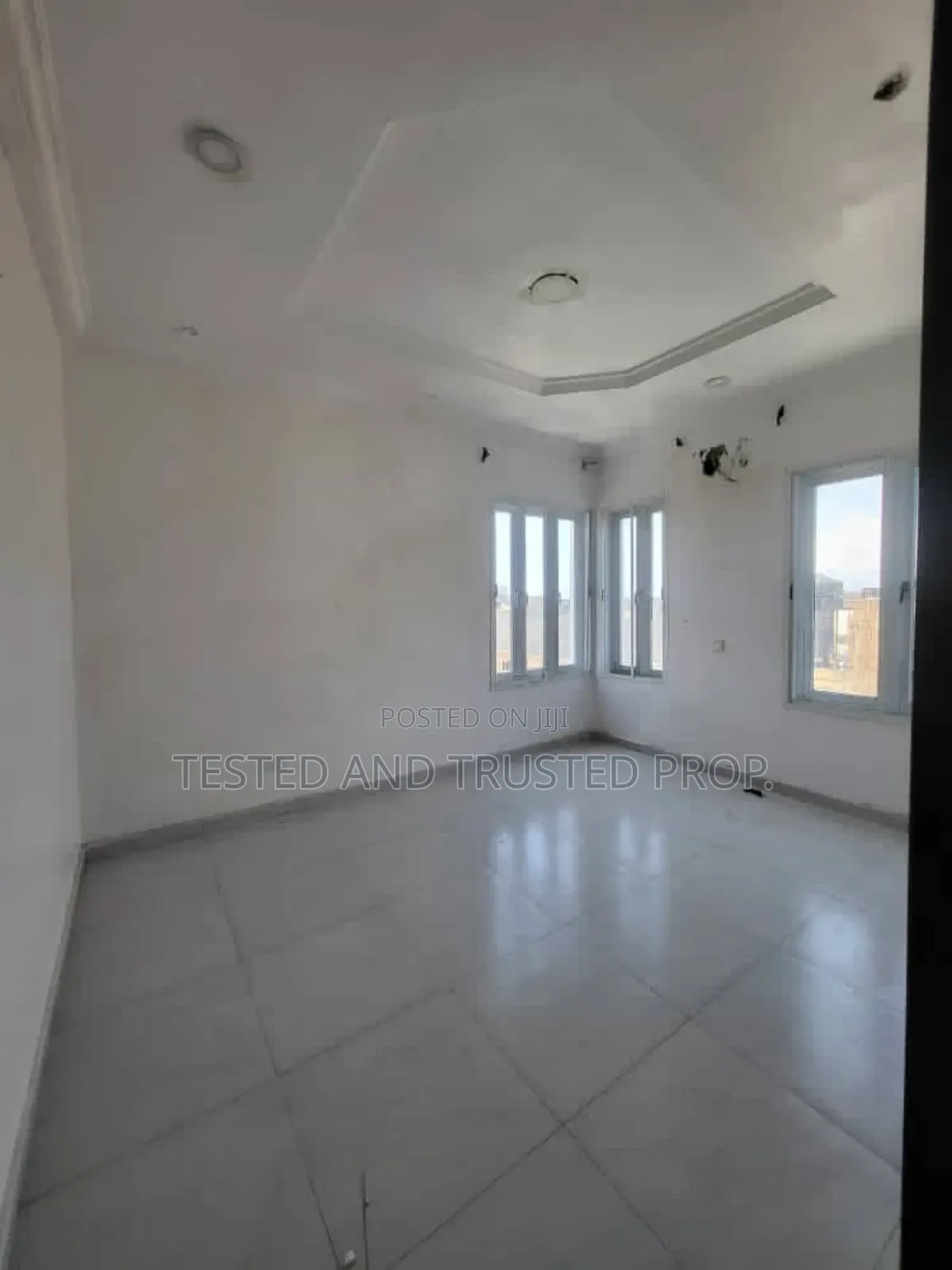3bdrm Apartment in Oral Estate, Chevron for rent in Chevron
