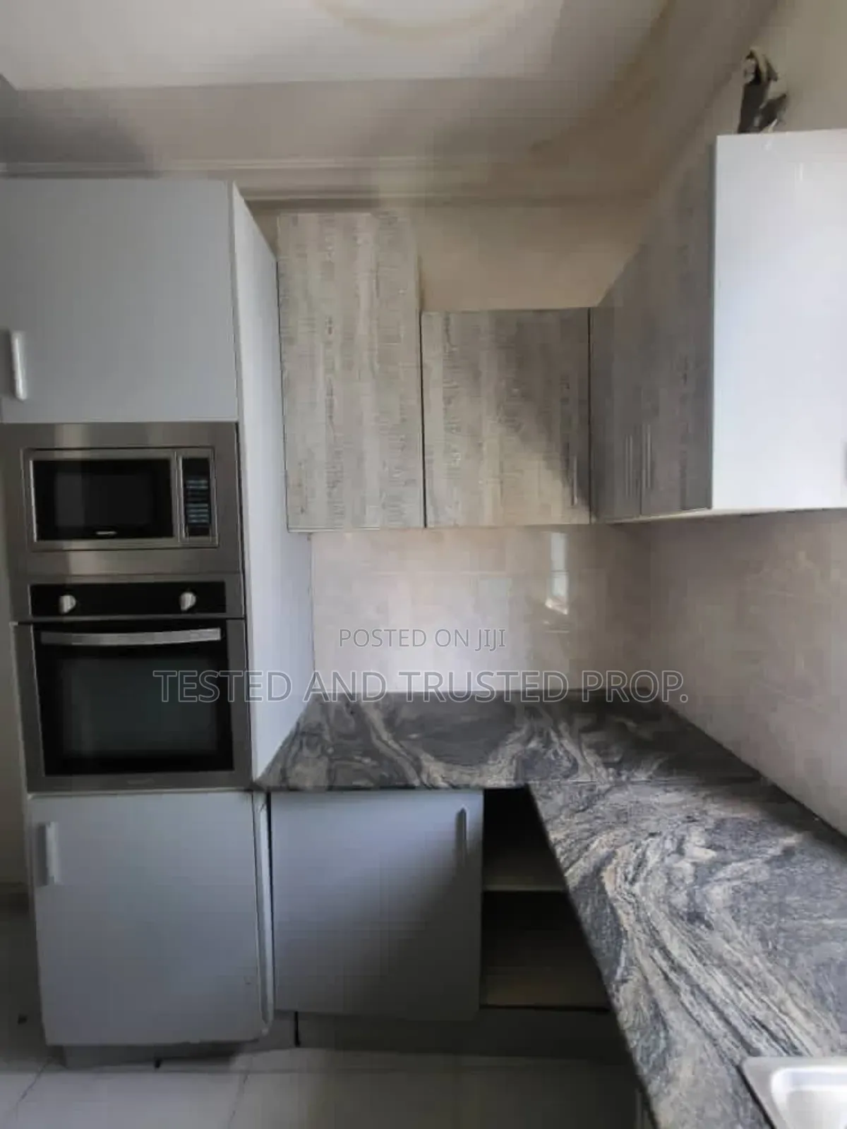 3bdrm Apartment in Oral Estate, Chevron for rent in Chevron