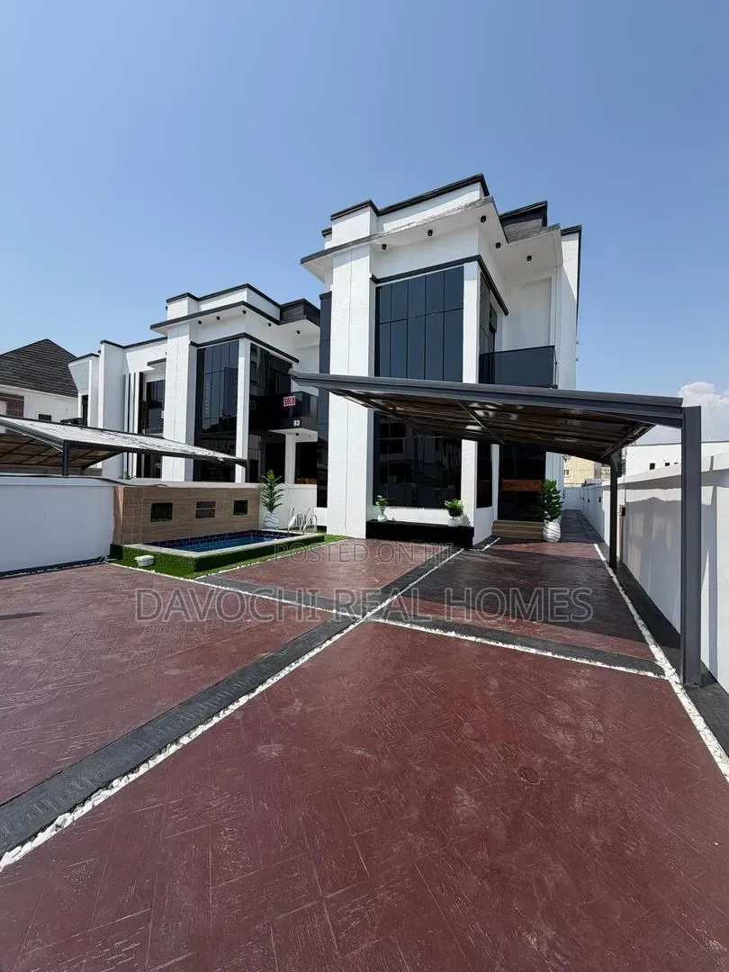 5bdrm Duplex in Lekki Phase 1 for sale in Lekki Phase 1