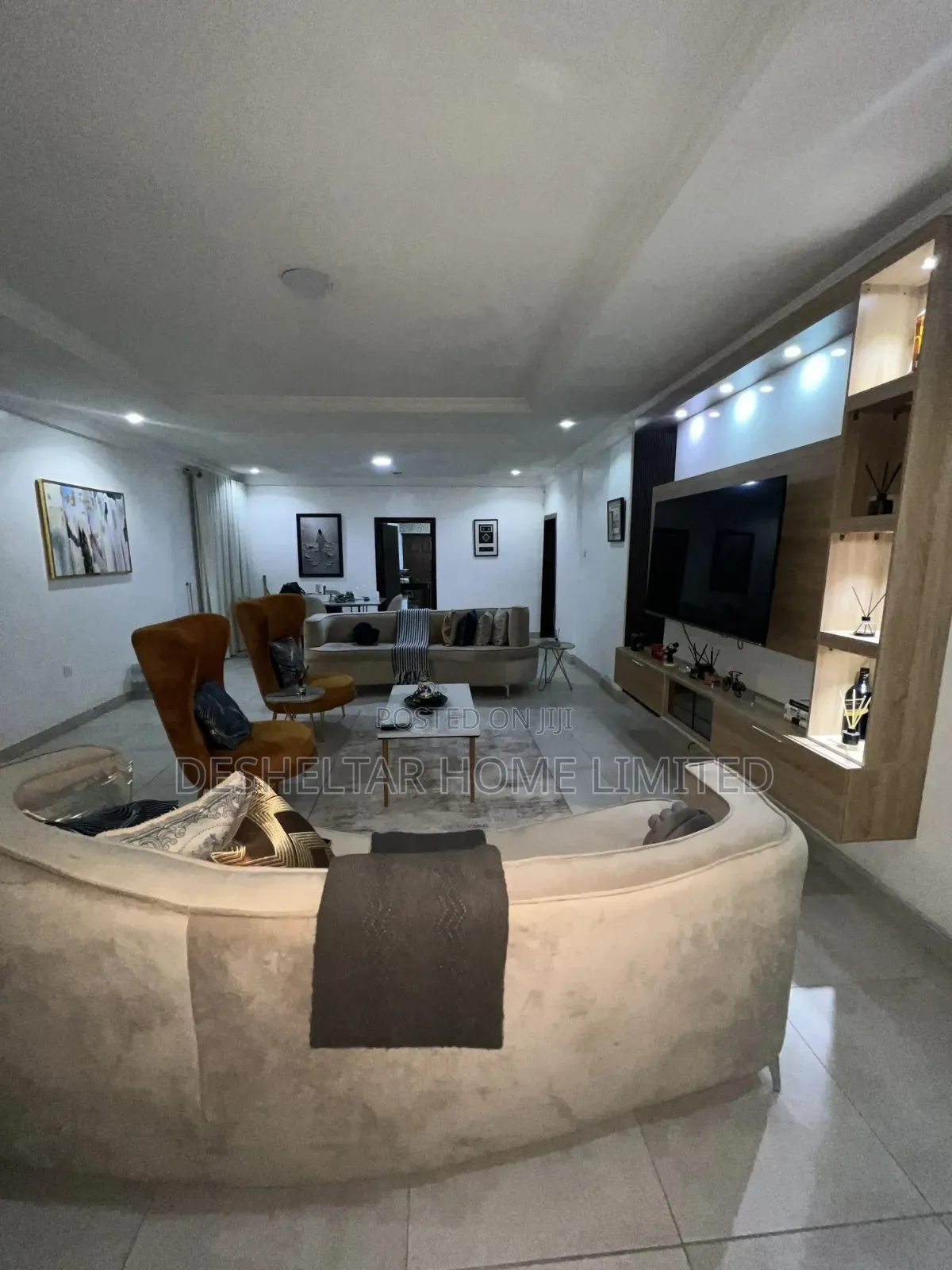 3bdrm Shared Apartment in Tpdc Building, Lekki for rent in Lekki