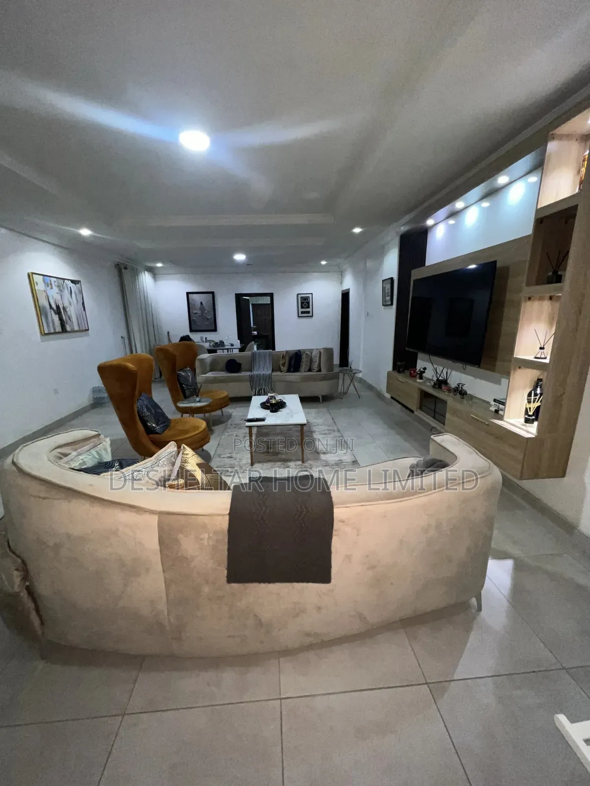 3bdrm Shared Apartment in Tpdc Building, Lekki for rent in Lekki