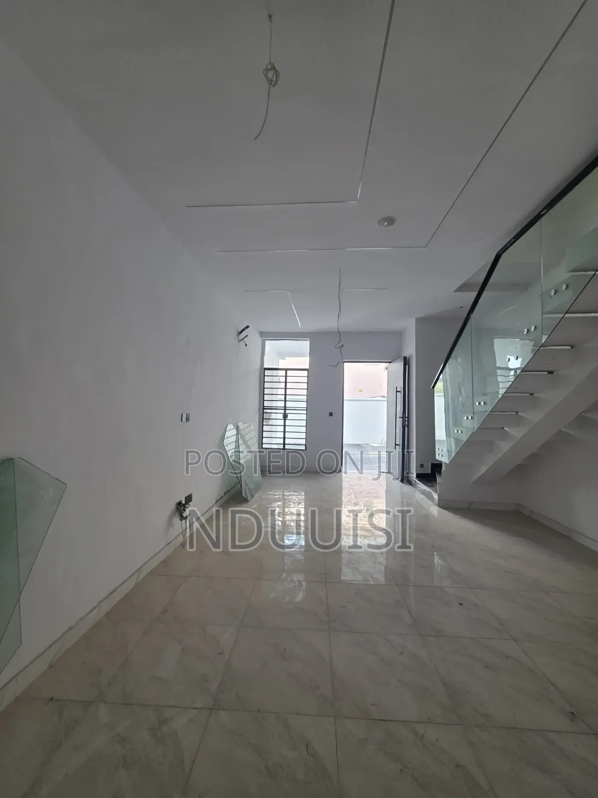 2bdrm Townhouse/Terrace in Lekki Phase 2 for sale in Lekki Phase 2
