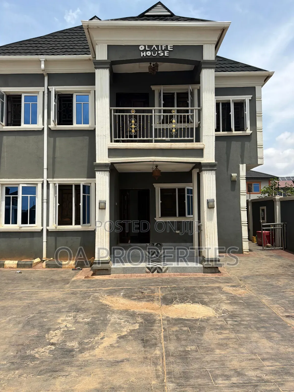 Furnished 5bdrm Duplex in Okebadan Estate, for sale in Ibadan