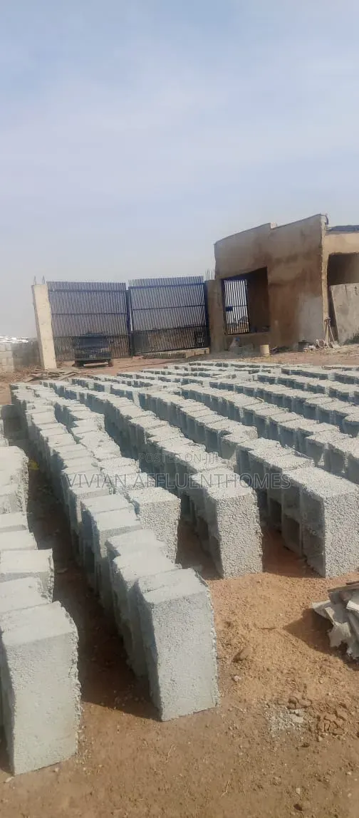 500sqm of Estate Plot: 5 Bedroom Detached Duplex With Bq-Fcda Approved in Idu Industrial