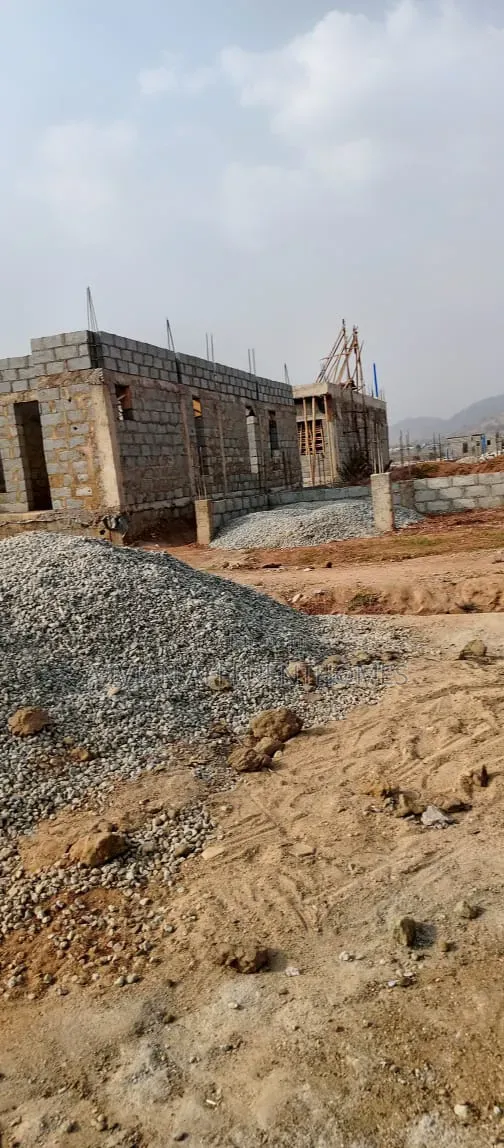 180sqm of Estate Plot for 2 Bedroom Terrace Duplex+Bq - Fcda Approved in Kuje