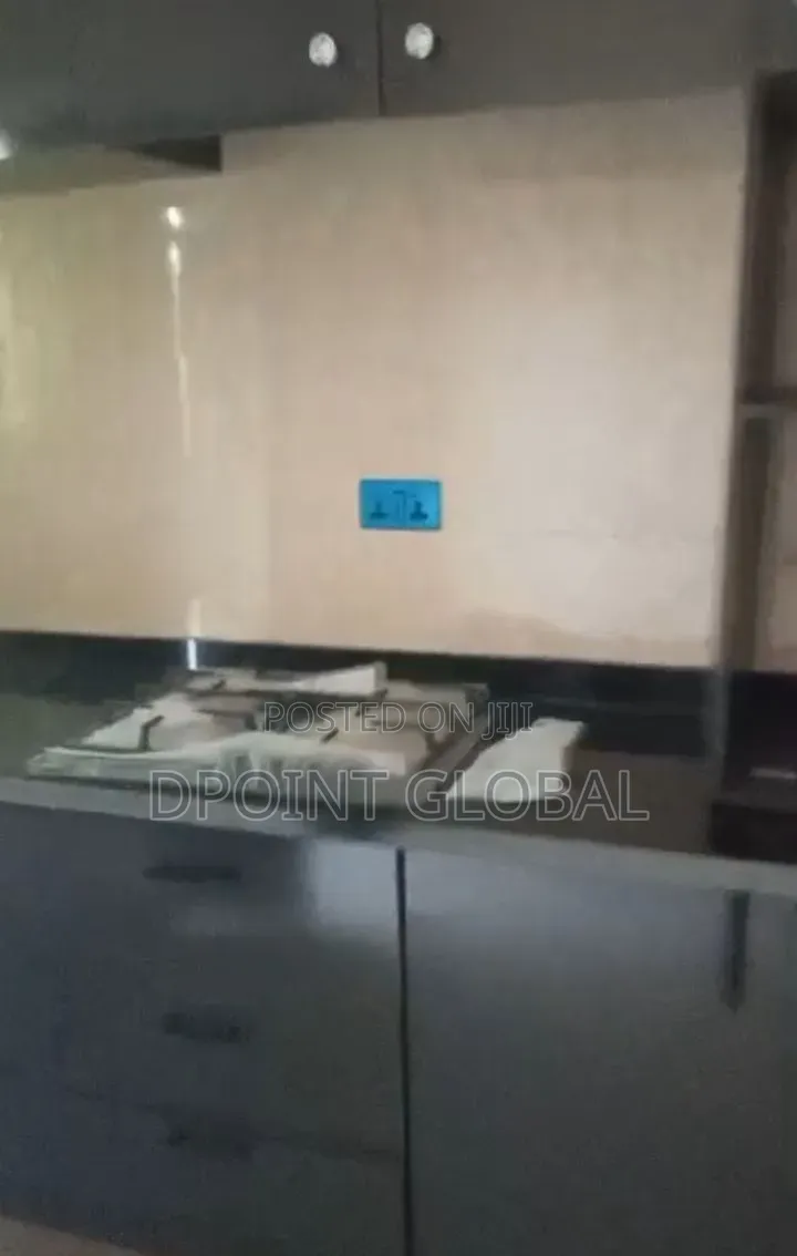 6bdrm Block of Flats in Fidiso Estate, Meiran for sale in Meiran