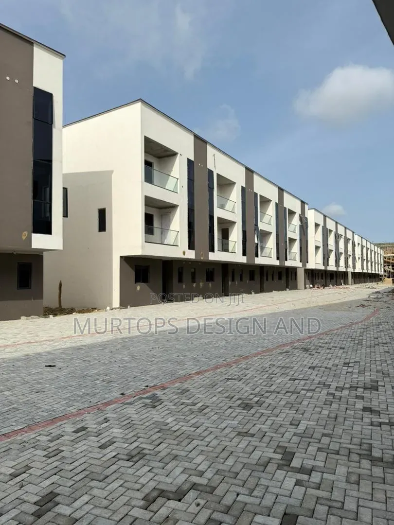 4bdrm Townhouse/Terrace in Lekki Phase 1 for sale in Lekki Phase 1