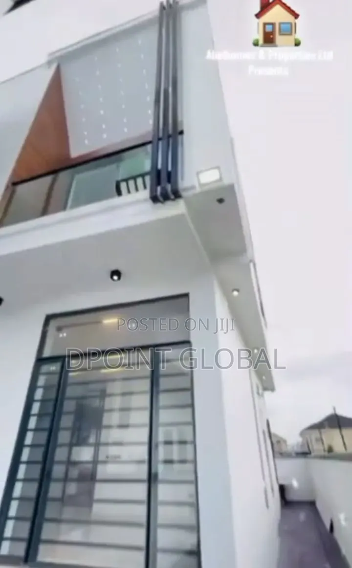 3bdrm Duplex in Ikota Villa for sale in Ikota