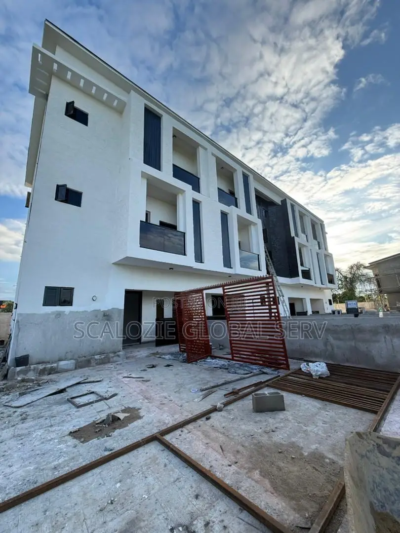 3bdrm Duplex in Shell Cooperative, for sale in Port-Harcourt