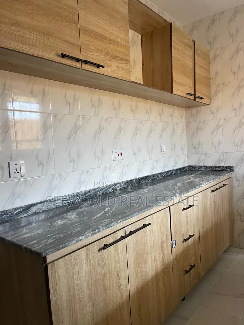 2bdrm Apartment in Asaaju Estate Ojurin for rent in Akobo