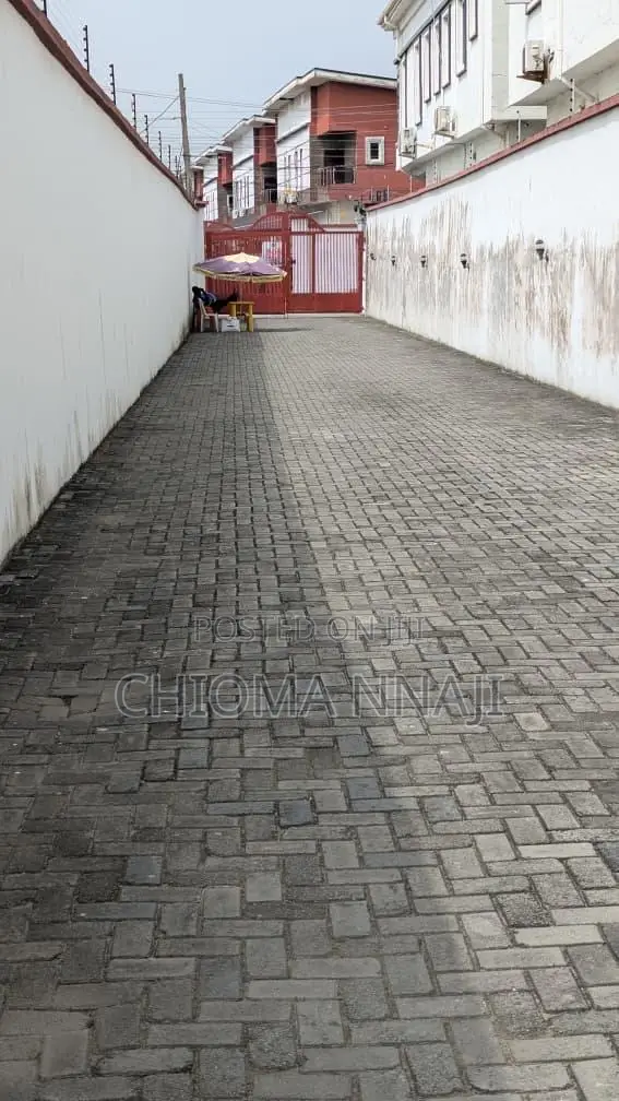 4bdrm Duplex in Lekki for rent in Lekki