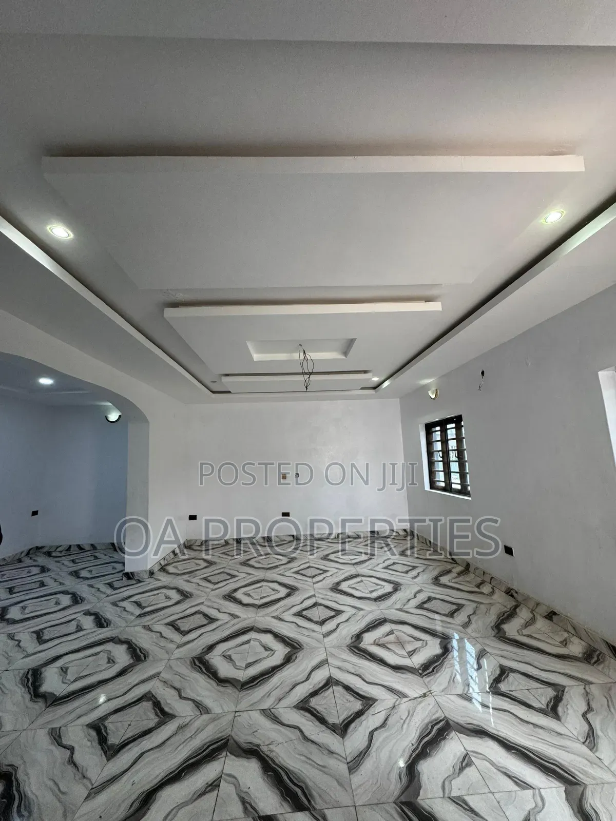3bdrm Duplex in Okebadan Estate, for rent in Ibadan