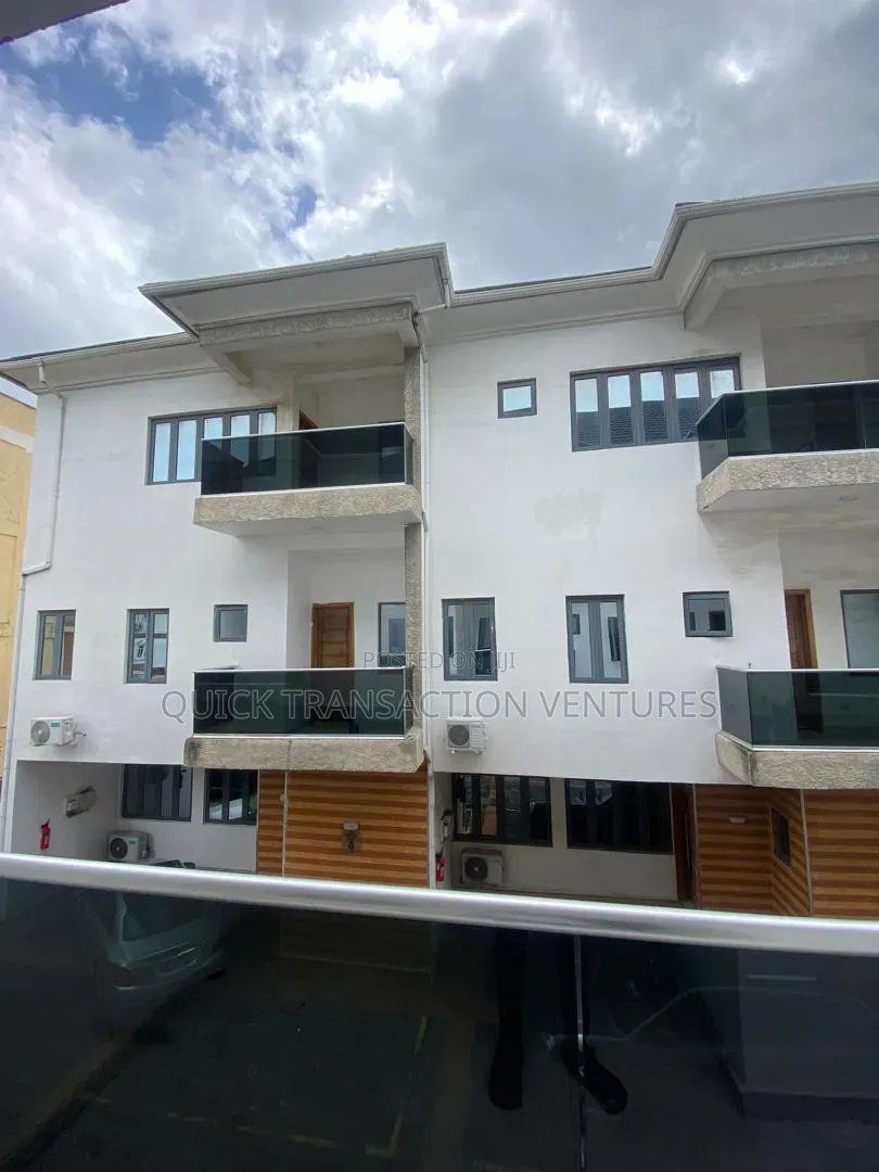 4bdrm Duplex in Ikate for rent in Ikate