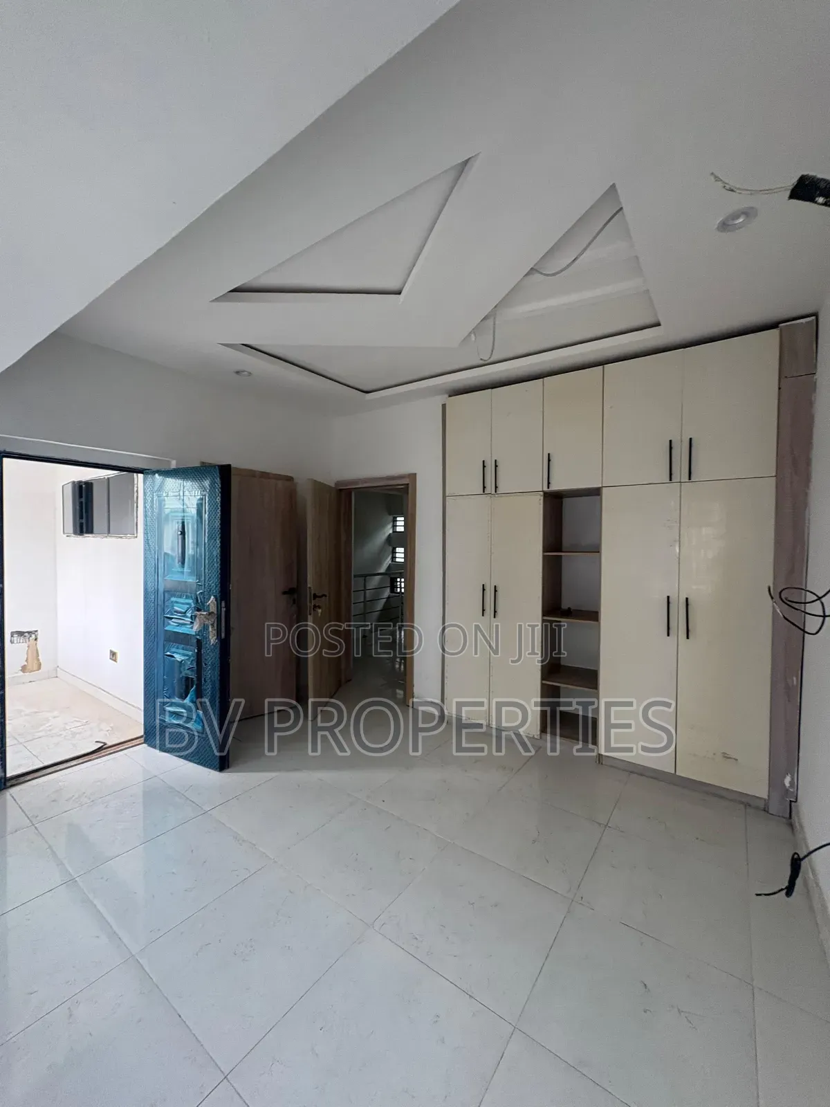 2bdrm Duplex in Lekki Phase 2 for rent in Lekki Phase 2