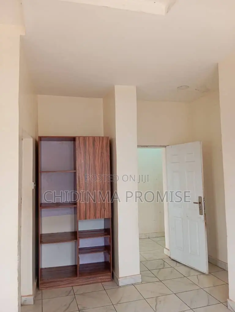 2bdrm Block of Flats in Durumi for rent in Durumi