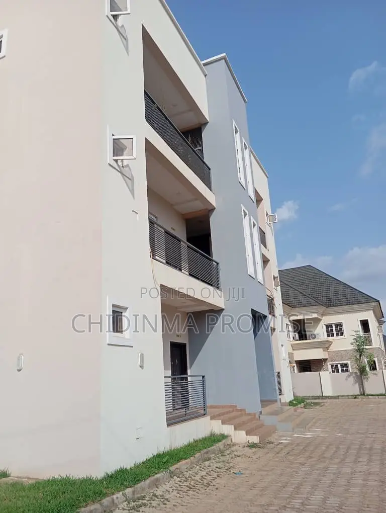 2bdrm Block of Flats in Durumi for rent in Durumi