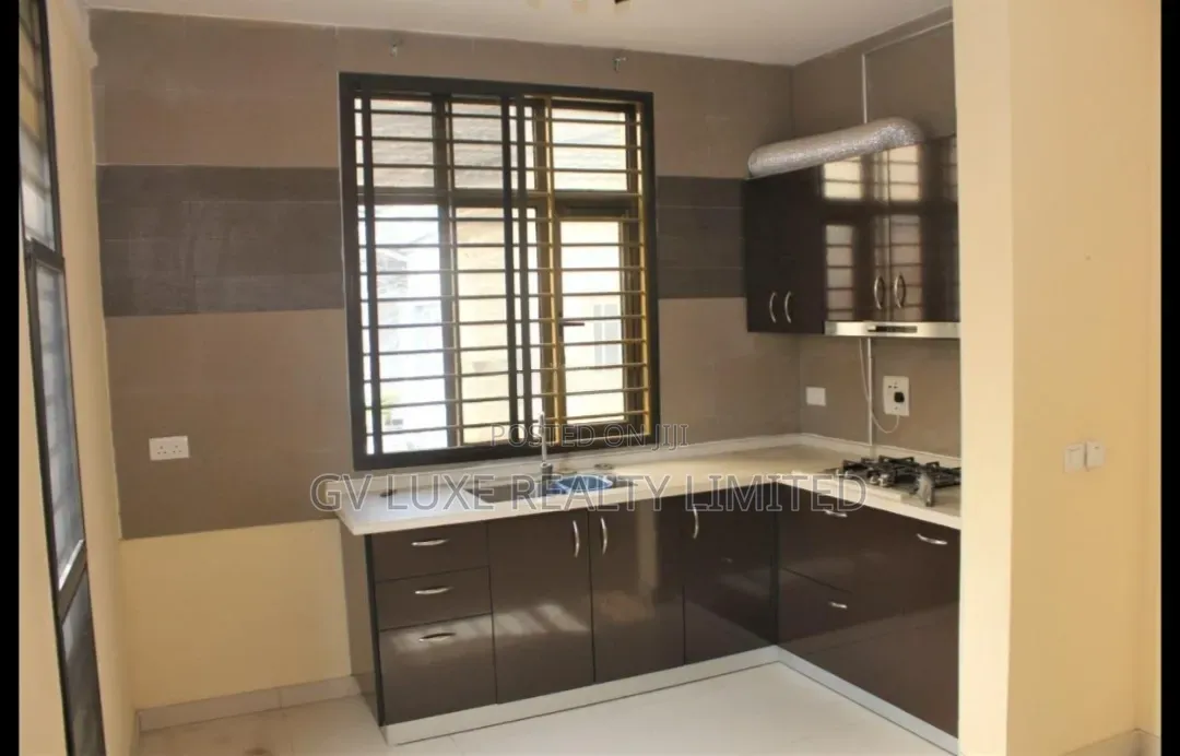 Furnished Mini Flat in Lekki 1 for rent in Lekki Phase 1