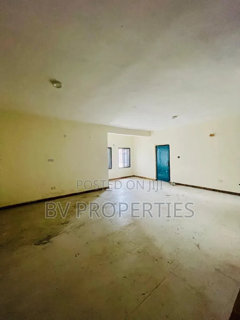 2bdrm Apartment in Osapa london for rent in Osapa london