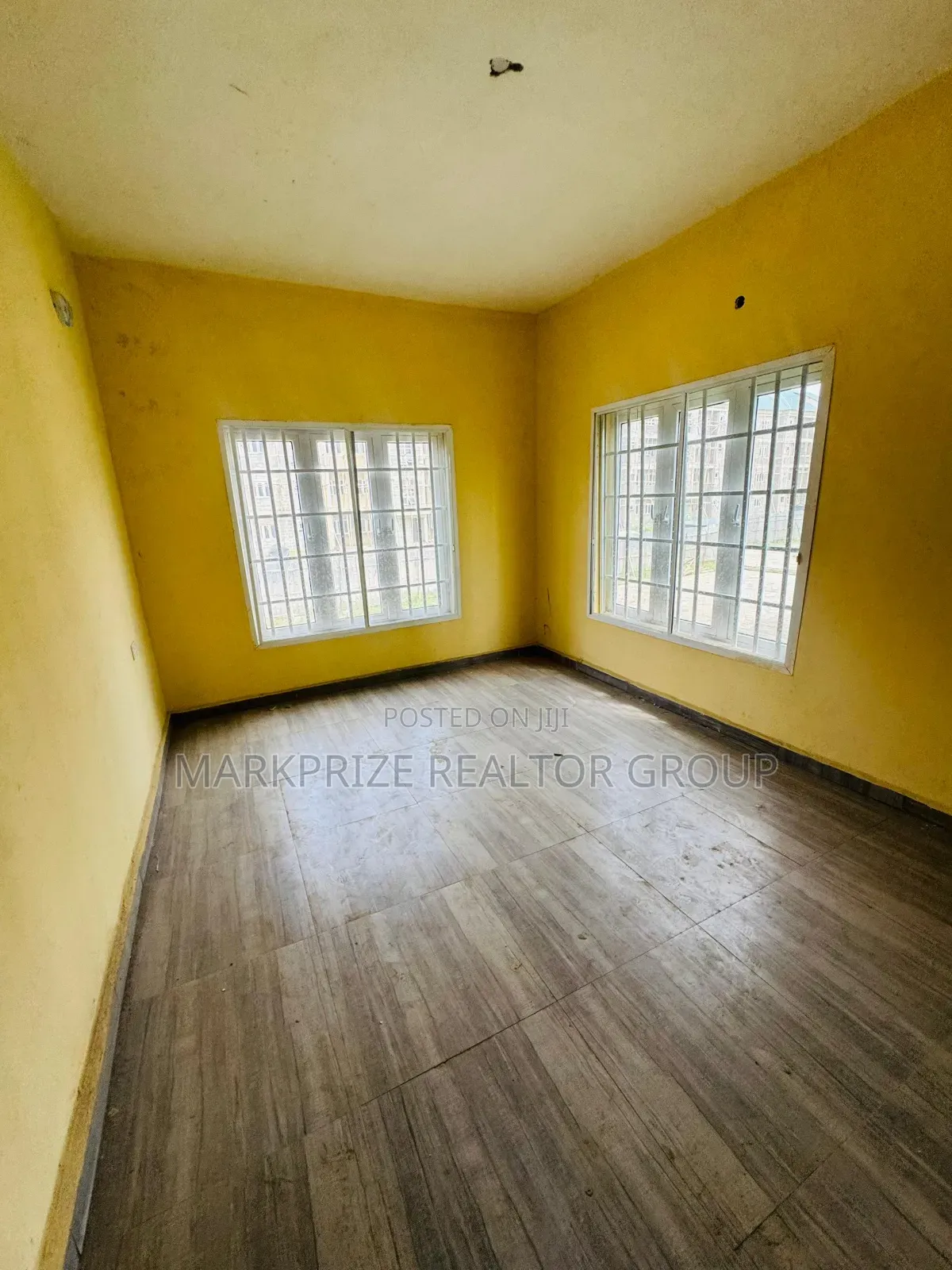 3bdrm Apartment in Command Ipaja for sale in Ipaja / Ipaja