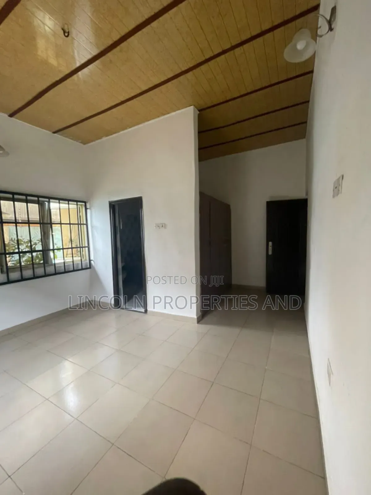 5bdrm Bungalow in Ewet Housing Estate, for rent in Uyo