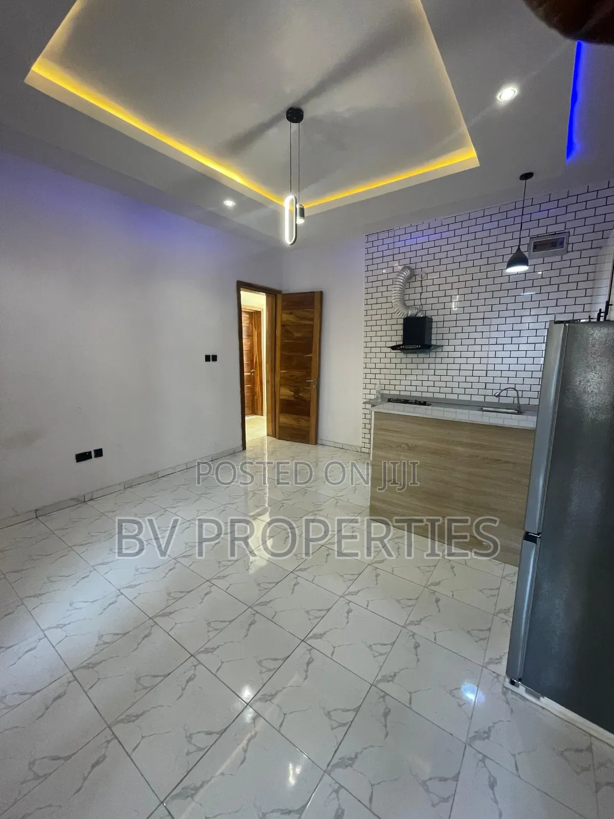 Mini Flat in Alpha Beach Road, Lekki Phase 2 for rent in Lekki Phase 2