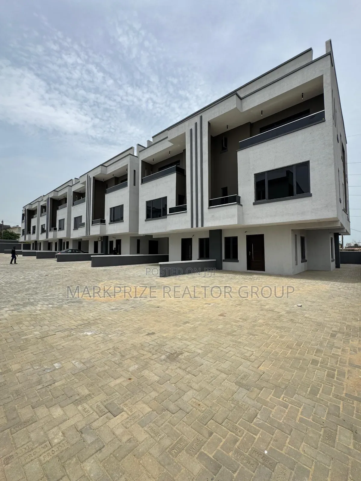 Furnished 4bdrm Duplex in Ogudu Gra Lagos for sale in Ogudu GRA