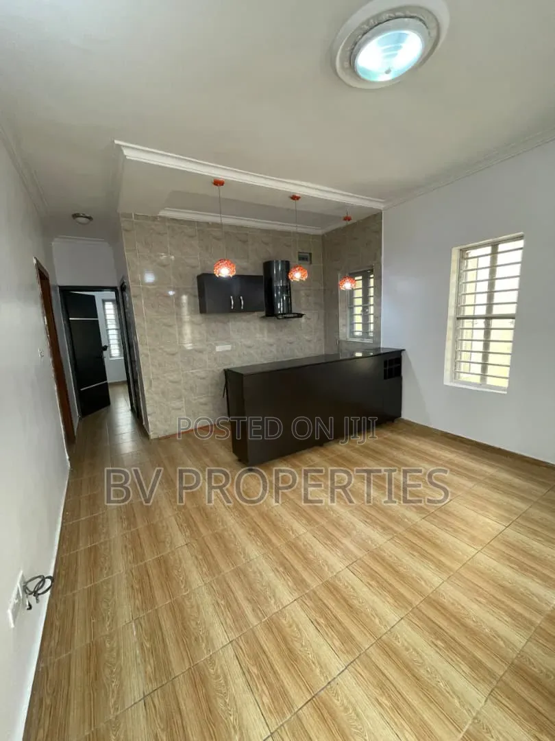 Mini Flat in Alpha Beach Road, Lekki Phase 2 for rent in Lekki Phase 2