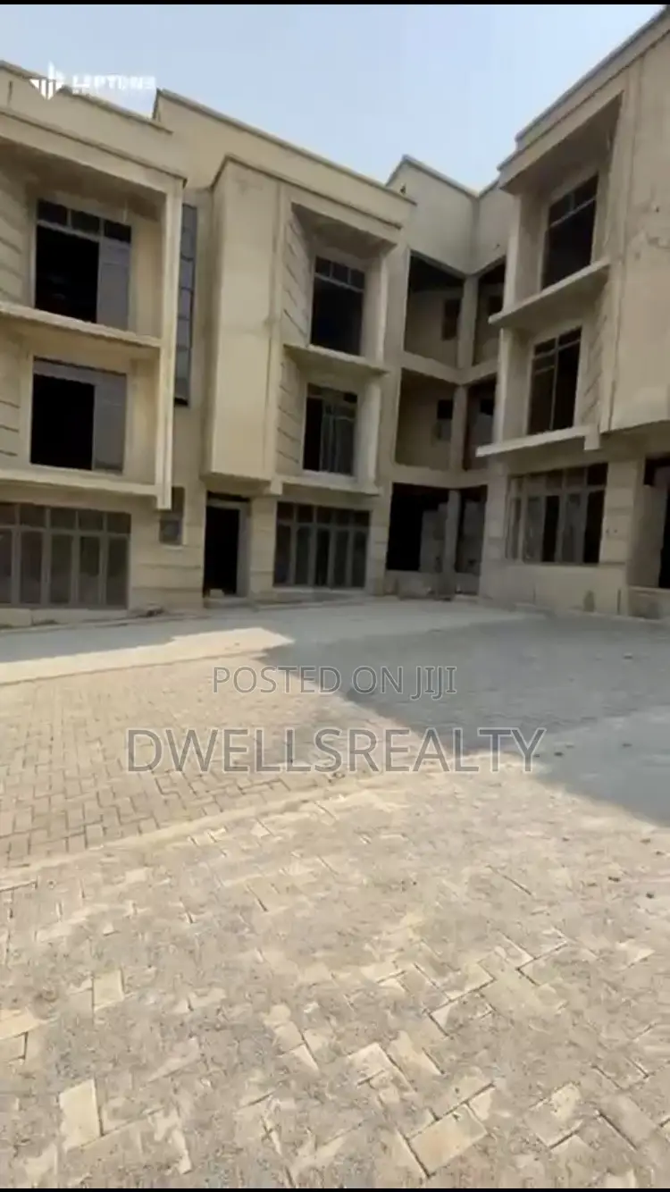 4bdrm Duplex in Planet 1021 By, Life Camp for sale in Life Camp