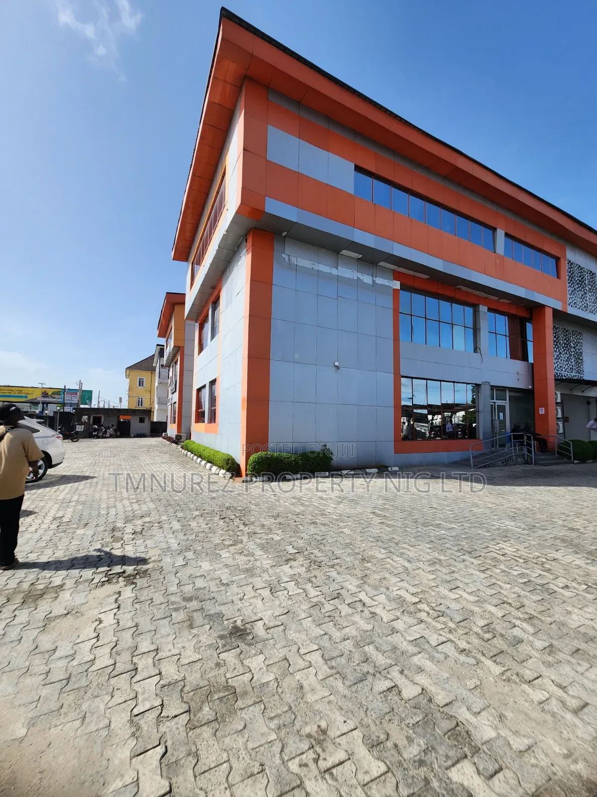 300sqm Office Pace for Rent Lekki Phase1 in Lekki Phase 1