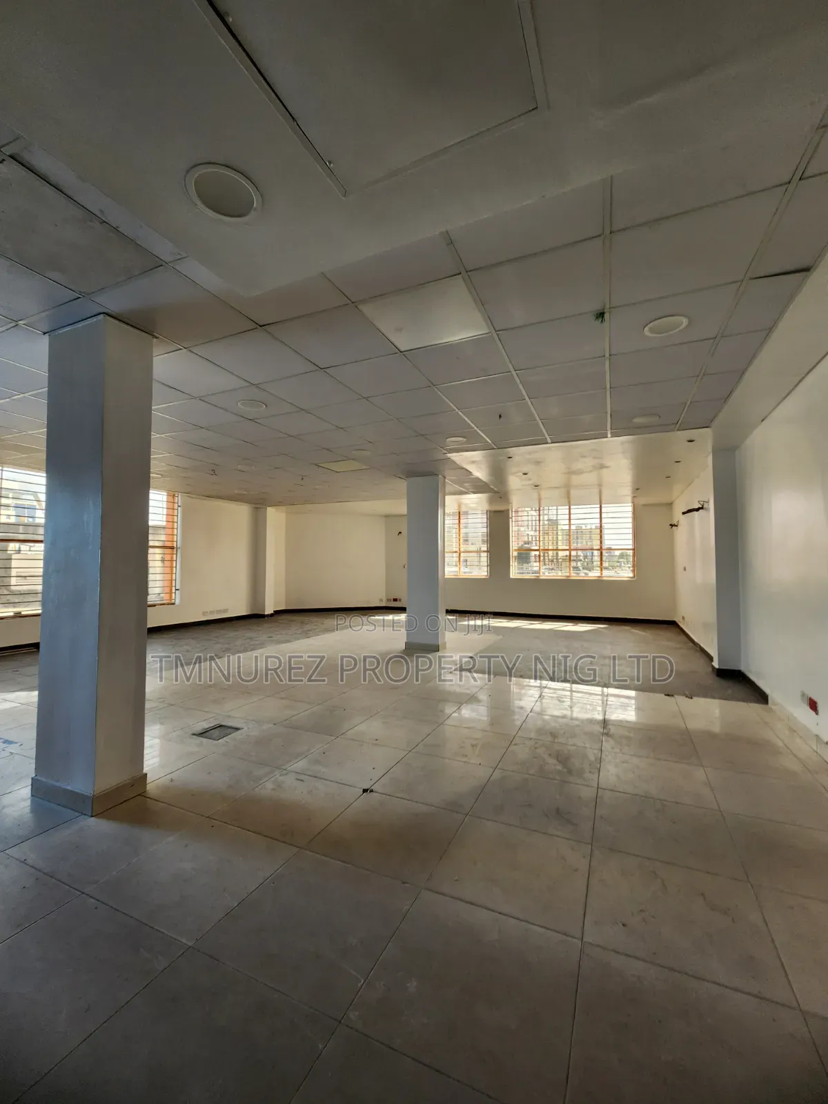 300sqm Office Pace for Rent Lekki Phase1 in Lekki Phase 1