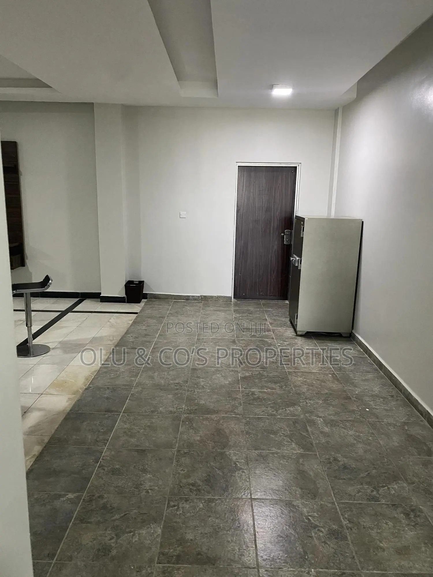 Furnished Office Space in Central Business District