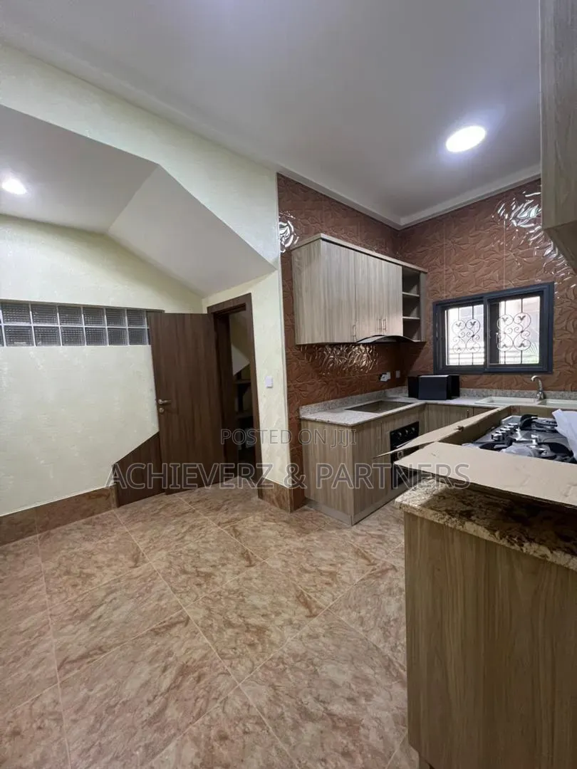 4bdrm Duplex in Katampe Extension for sale in Katampe Extension
