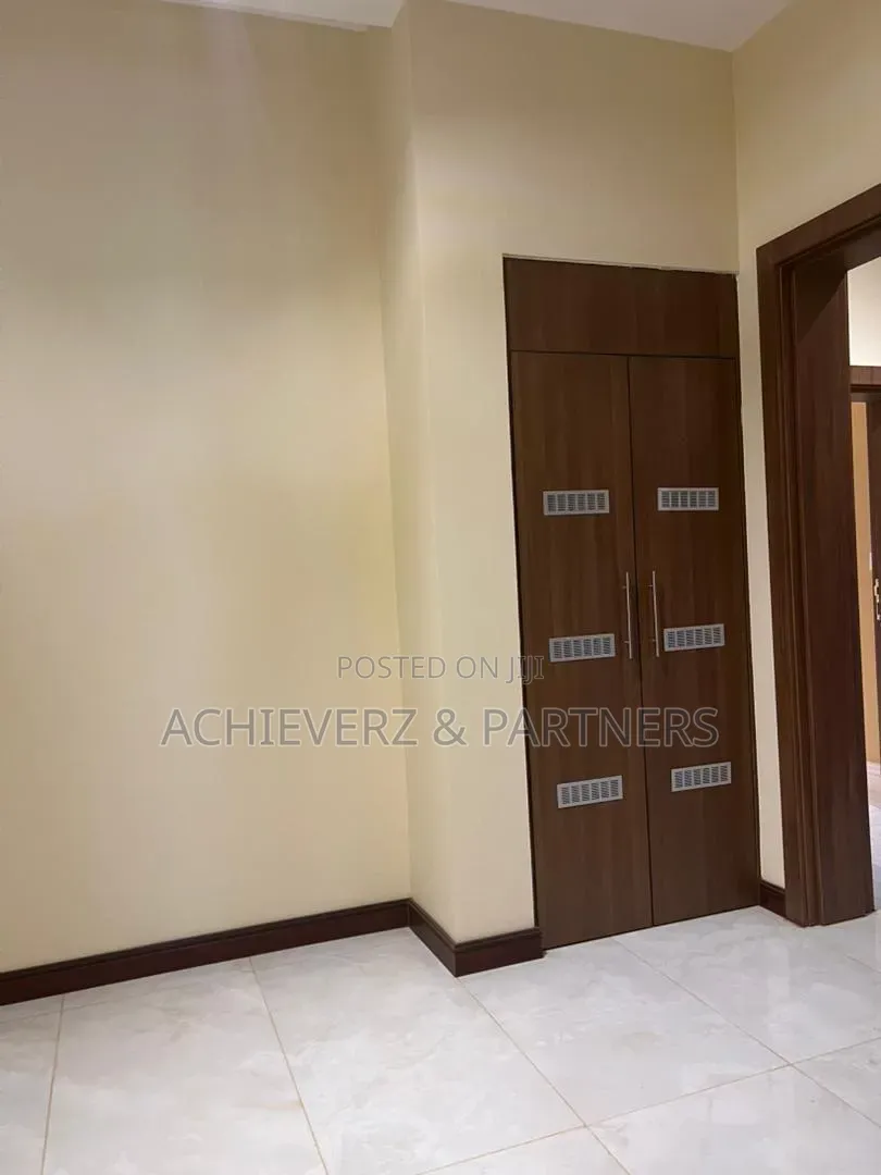 4bdrm Duplex in Katampe Extension for sale in Katampe Extension
